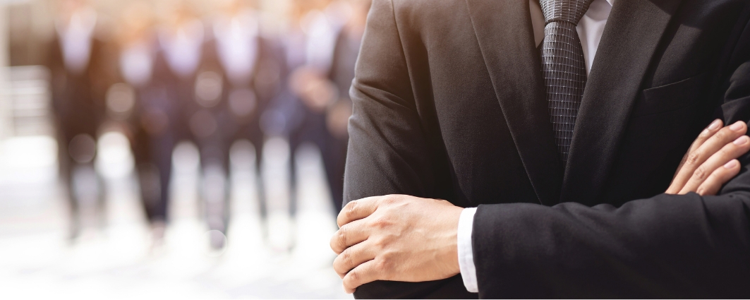 Can an LLC appoint officers?